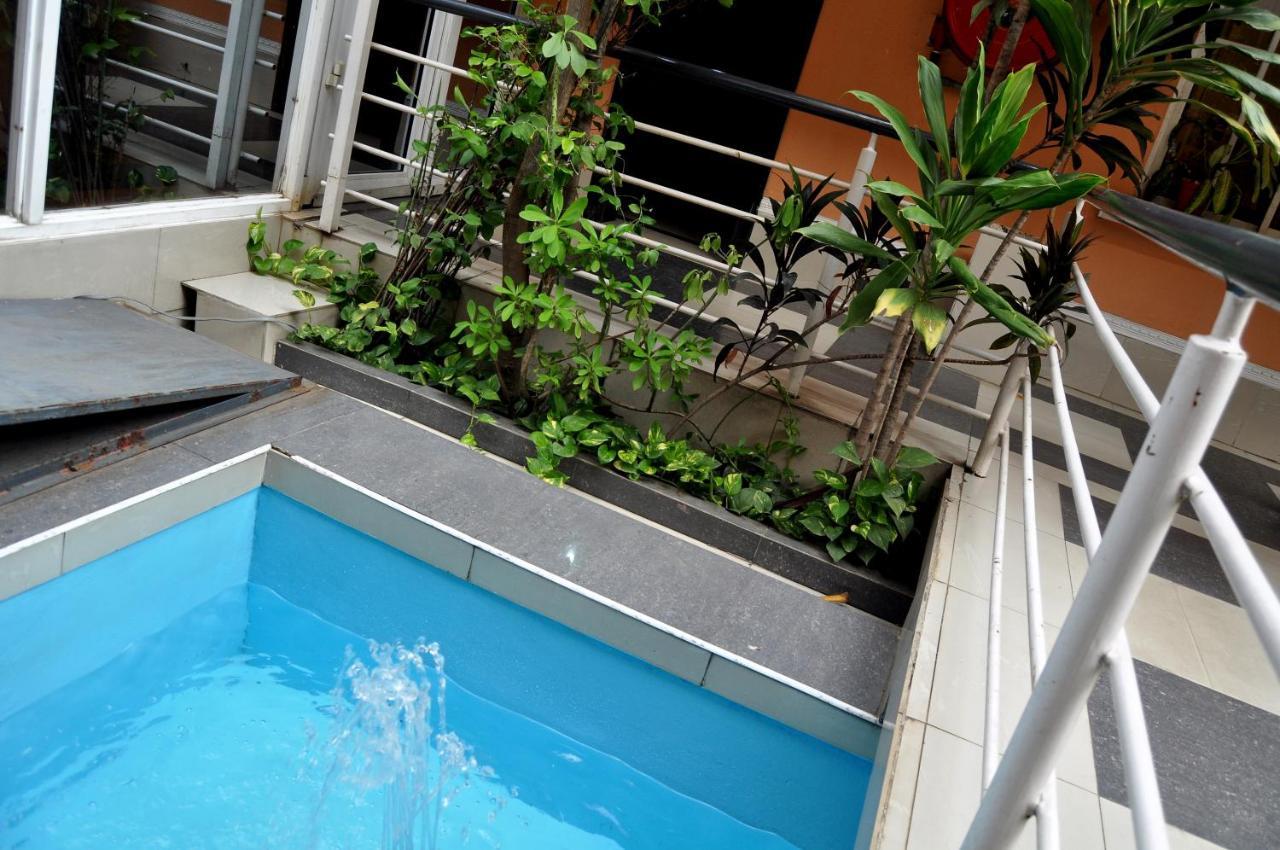 พริมอล โฮเต็ล อิเคยา Hotel อีเคจา ภายนอก รูปภาพ