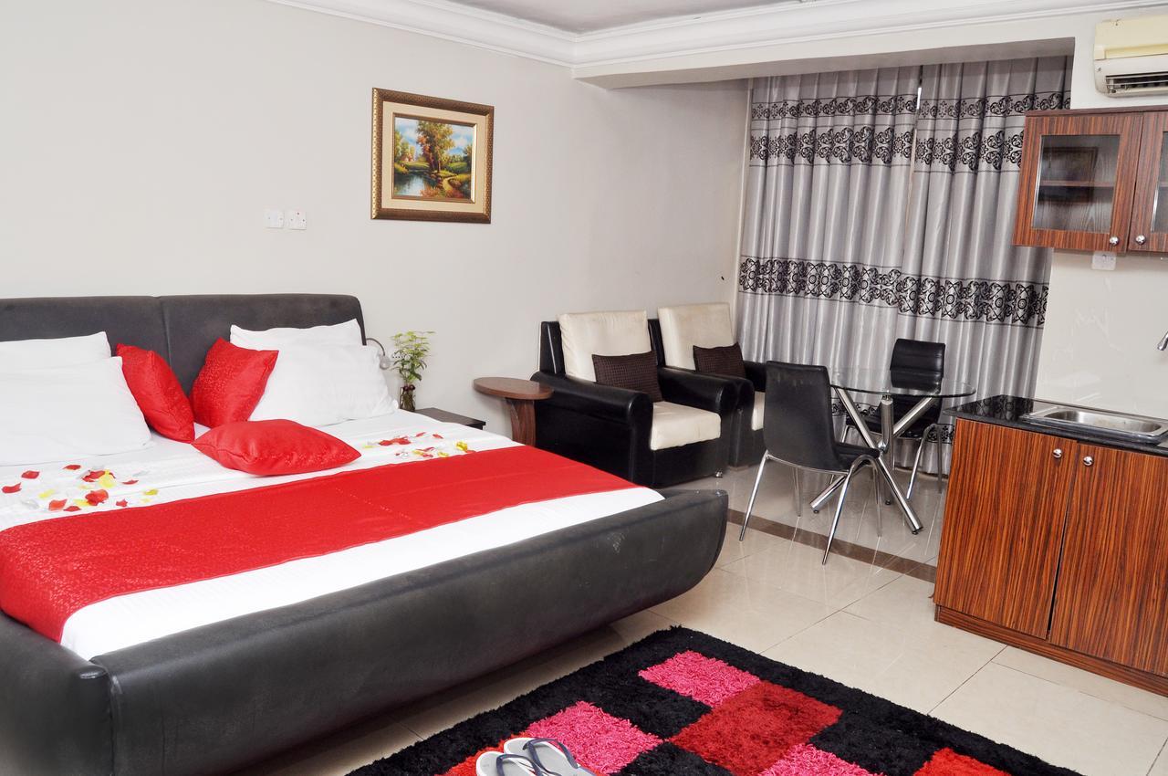 พริมอล โฮเต็ล อิเคยา Hotel อีเคจา ภายนอก รูปภาพ
